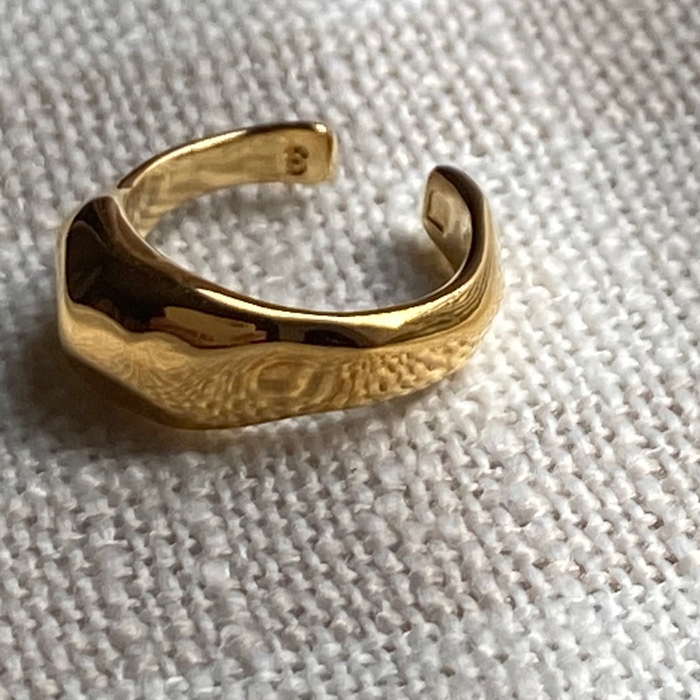 Sezane Gold Women's Rings Set - Picture 3 of 12